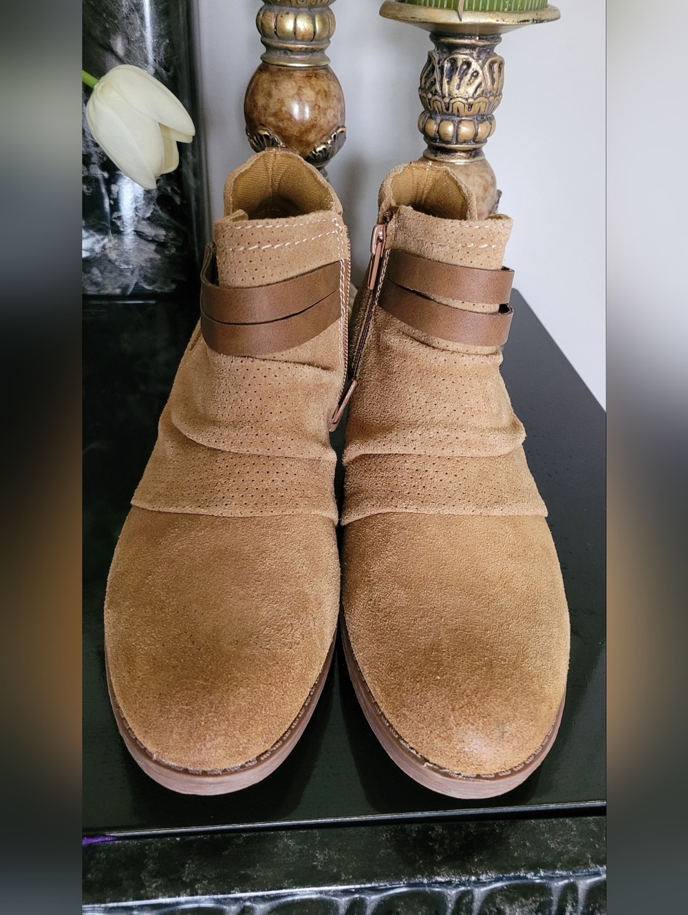 Earth Origins Odel Bone Brown Suede Ankle Booties with Strap Detail US 9 NEW - Picture 7 of 16